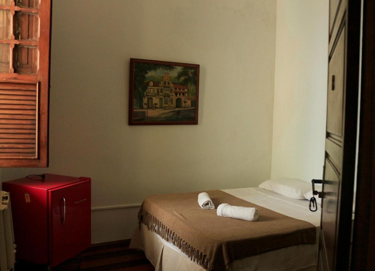 Quarto Duplo com Casa de Banho Privativa