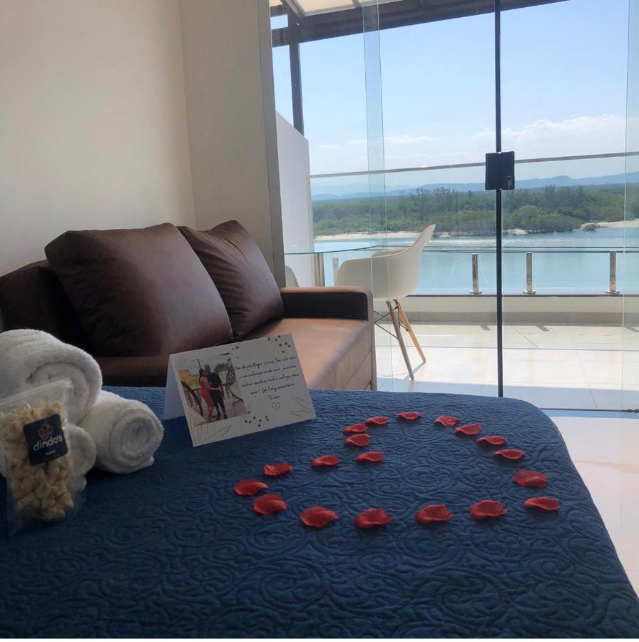 Deluxe Suite with Sea View