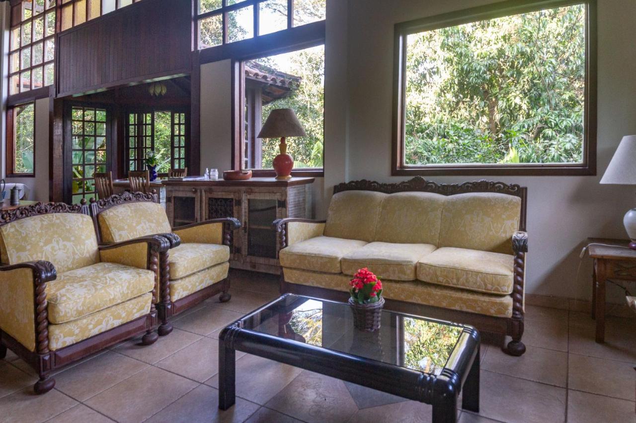 Four-Bedroom House,1475776006:JPEG