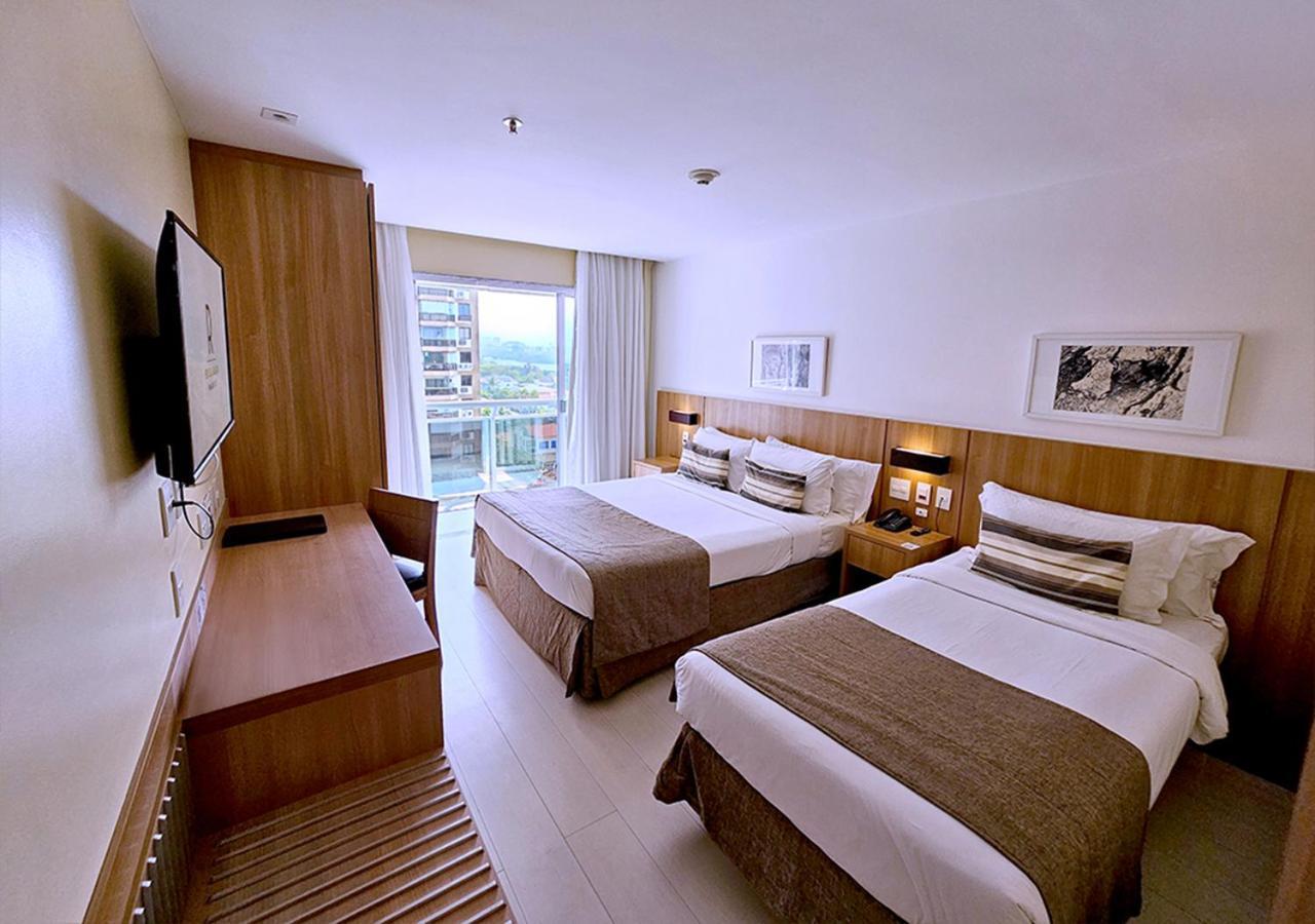 Quarto Triplo Superior Vista Lateral Mar com Banheira de Hidromassagem e Varanda,1616429409:JPEG