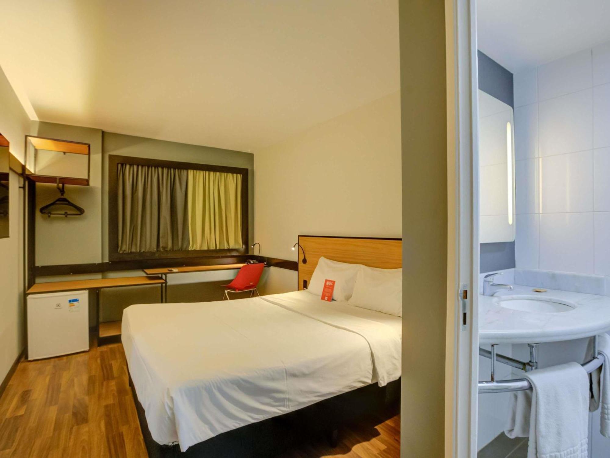 Standaard Tweepersoonskamer met 1 Extra Bed voor een Kind