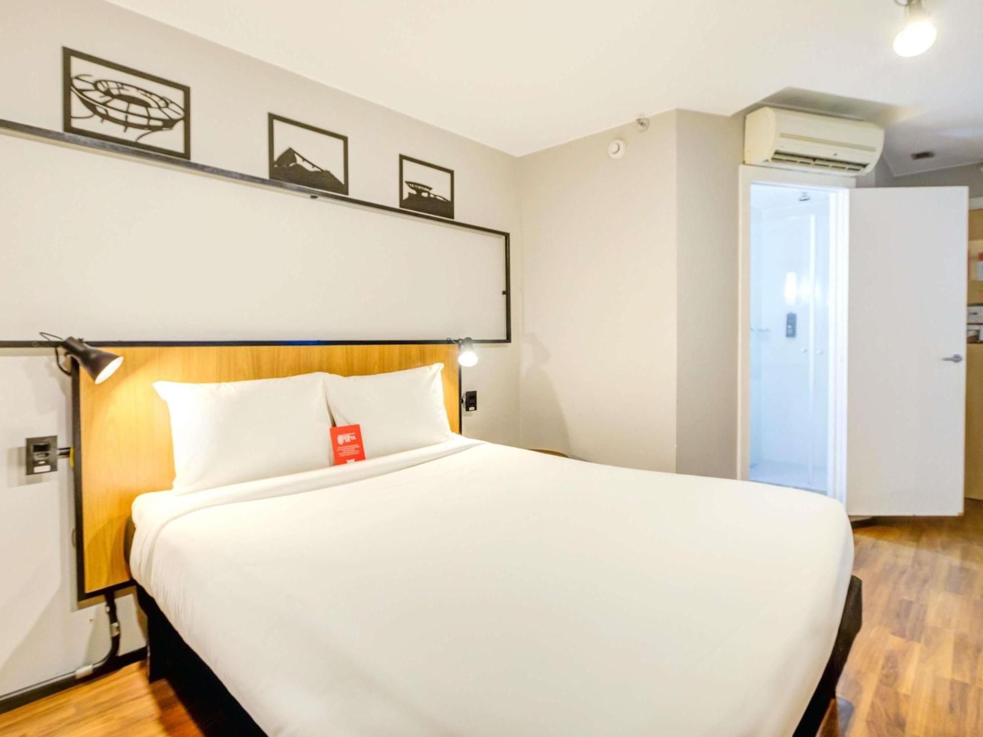 Standard Apartment with One Double Bed