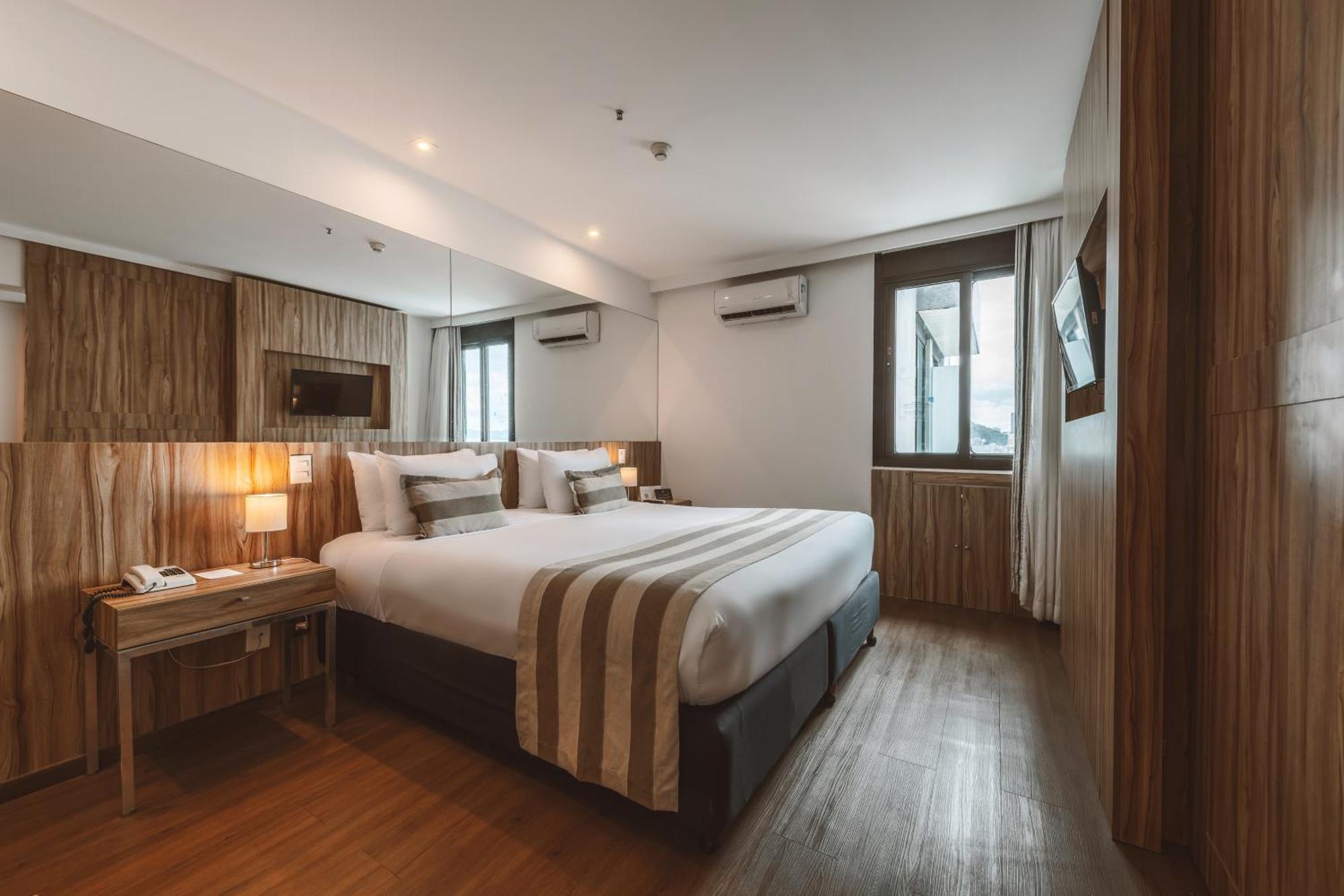 Suite with Side Sea View,1758529241:JPEG