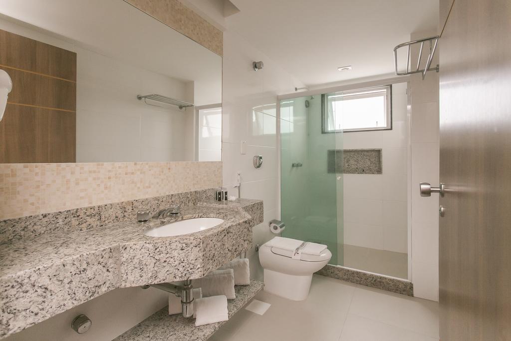 Master Suite,239608501:JPEG