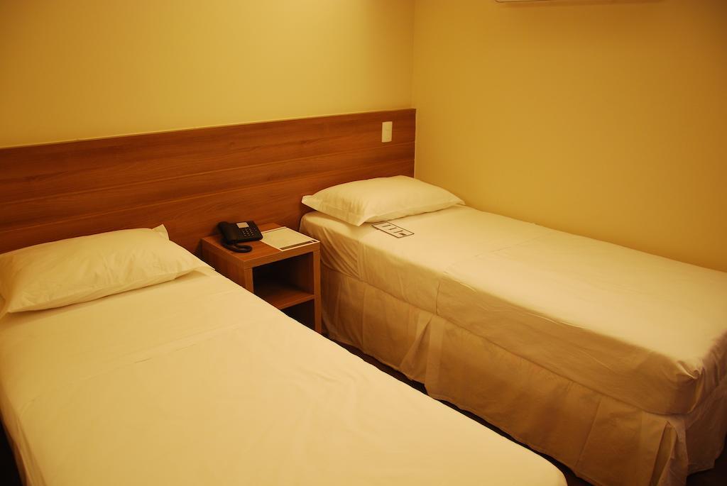 Twin Room,76921964:JPEG