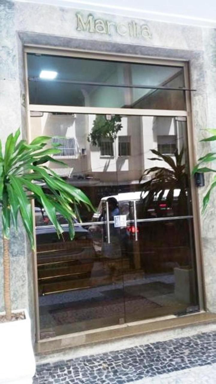 Apartamento com 3 Quartos