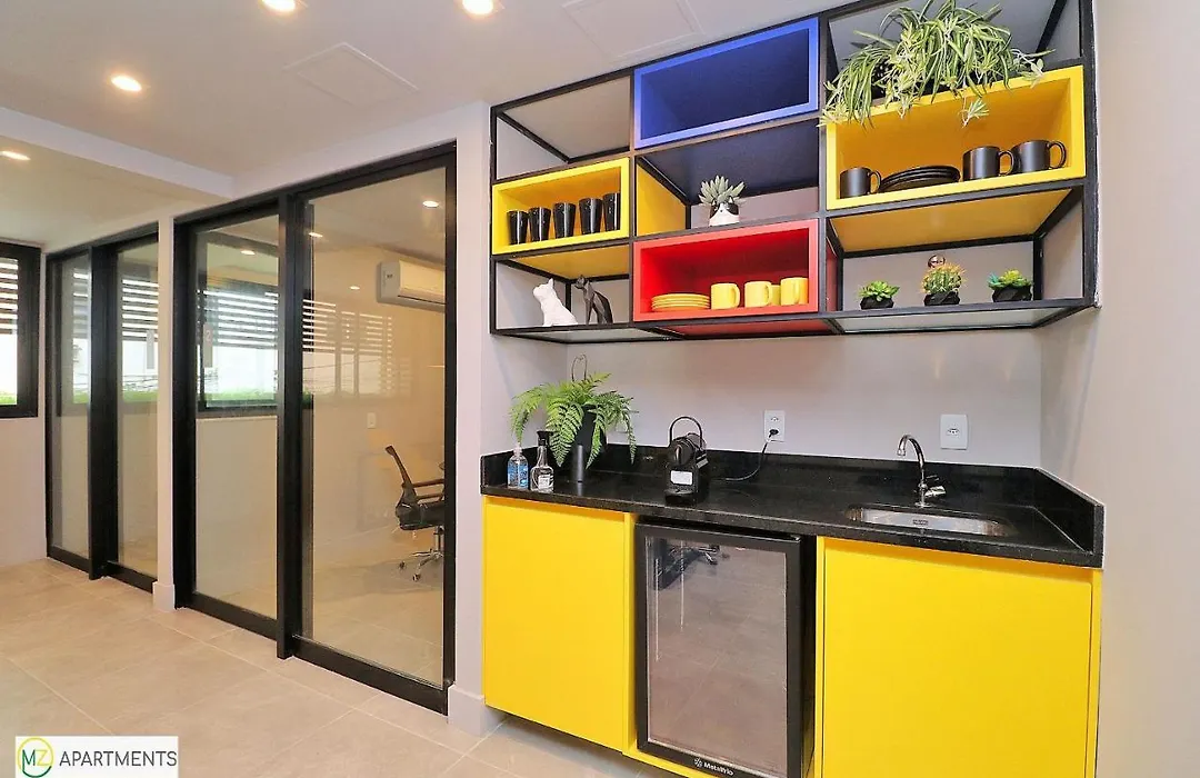 Studio luxo NOVO em Copacabana para até 3 pessoas-1