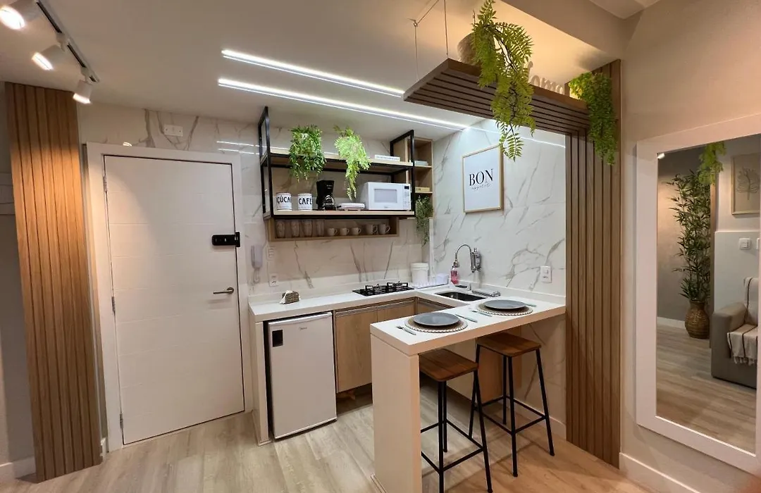 Lindo Apartamento Leblon-1