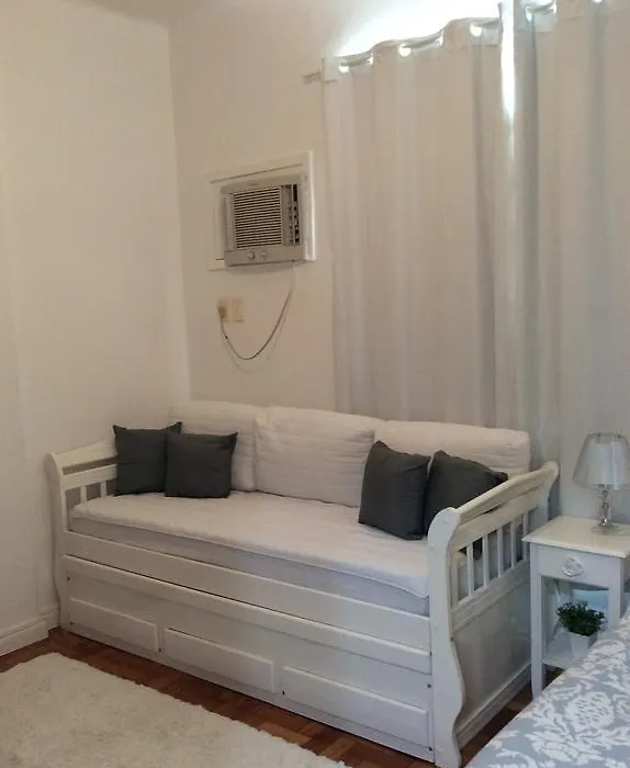 Lindo Studio Ipanema-1