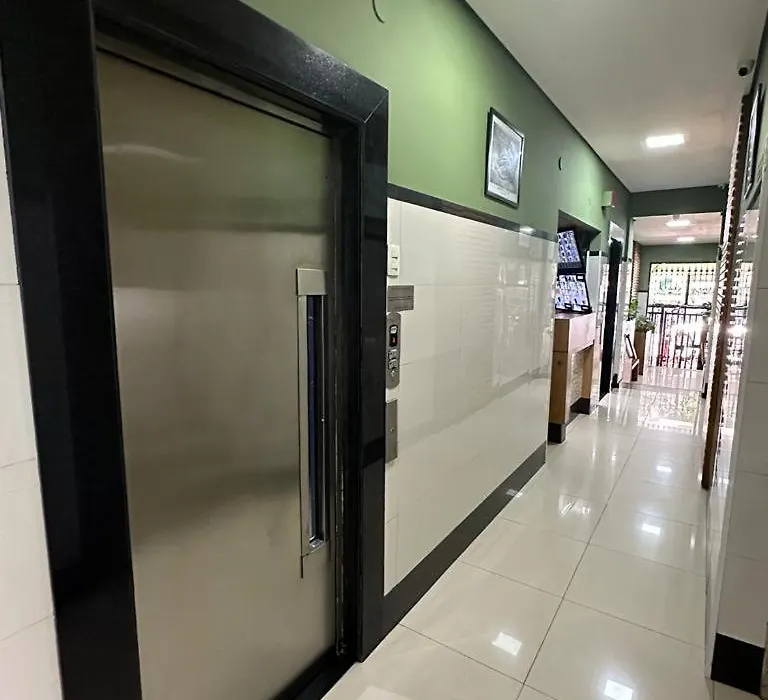 Aconchegante Apartamento Em Copacabana Na Quadra Da Praia-1