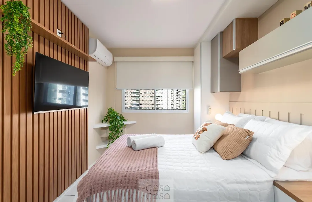 2 Quartos com Varanda a 300m RioCentro Wi-Fi 120mbps e Cozinha Completa - Condomínio com Piscina, Estacionamento, Portaria 24h e Parquinho Infantil - Apartamento indicado para Grupos, Hóspedes a Trabalho e Crianças-1
