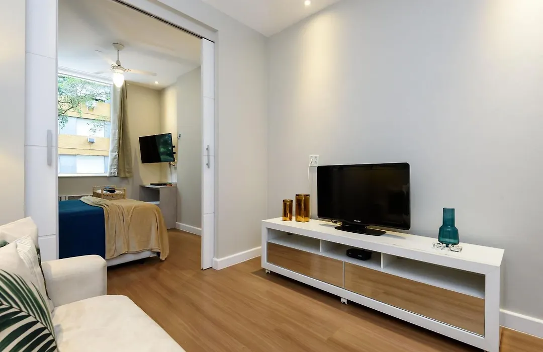 Apartamento Moderno Em Copacabana | Sl 363/109-1