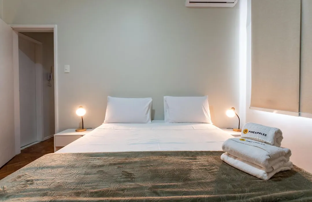 Moderno apartamento em Ipanema - PM203 Z1-1