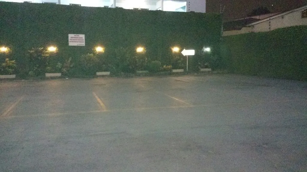 Hotel Free (Adults Only)-1