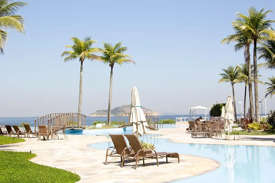 Camboinhas Oceanside Oceanfront-1