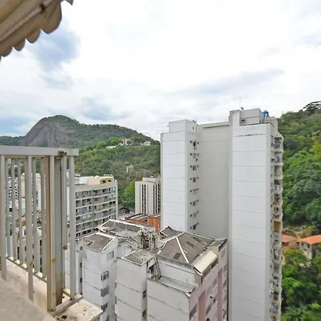 Confortavel E Seguro 2 Quartos Com Varanda No Leme-3