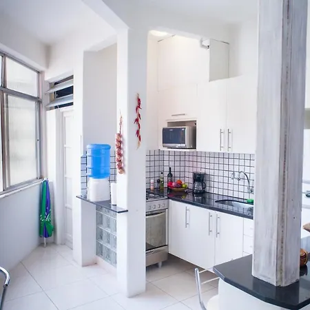Lindo Apartamento De 2 Quartos Ao Lado Da Praia De Copacabana!-2