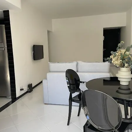 Precioso apartamento con terraza, piscina y parking-3