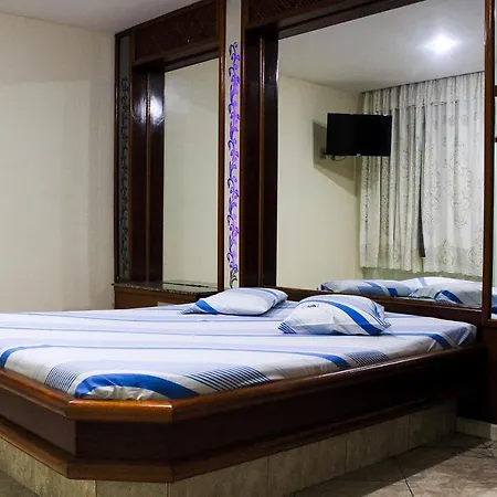 Station Hotel (Adults Only)-2
