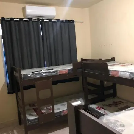 Casa Na Penha Bem Localizada E Equipada!-2