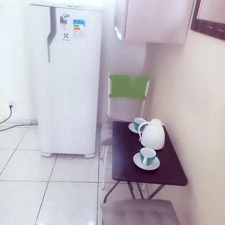 Lindo Apartamento Quadra Da Praia De Copacabana-3