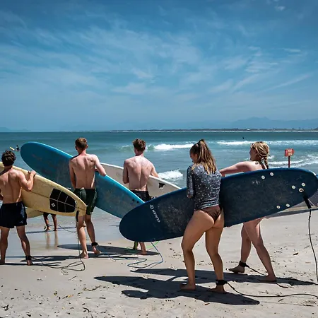 Longboard Paradise Surf Club-3