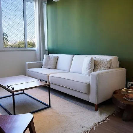 Apartamento Silencioso Com 2 Quartos No Leblon-2