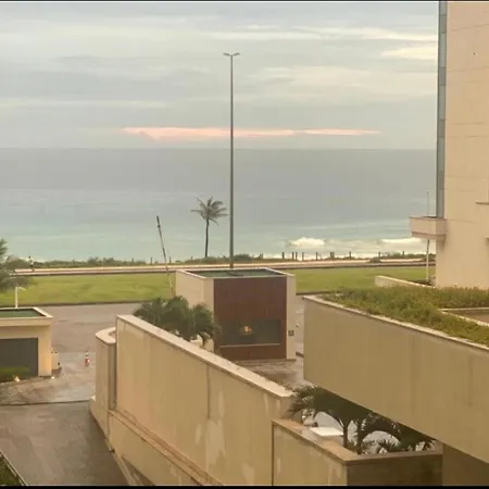 Apto De Frente Para A Praia Com Vista Pra Lagoa-2