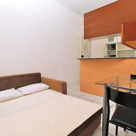 Sala E Quarto Silencioso Para 4 Pessoas-2