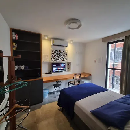 Suites/Studios Privados Copacabana-2