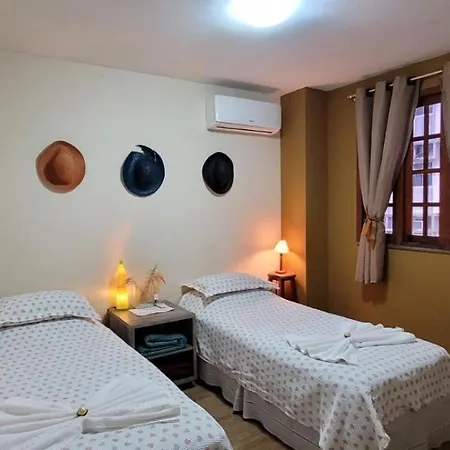 Copacabana Praia: Oceanview Rooms near Lido Gastronomy Hub-3