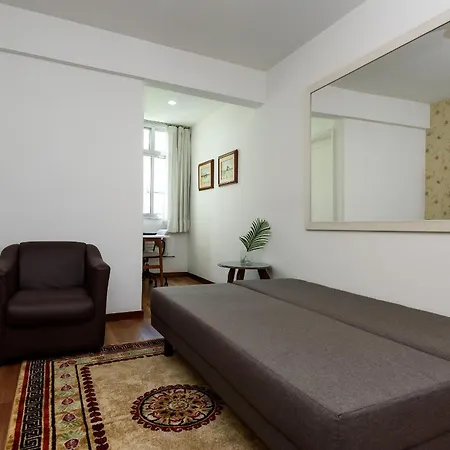 Quarto & Sala A 200M Da Praia | Fs 35/703-2