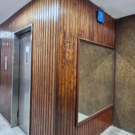 Apartamento Copacabana Saleta, Quarto Grande Com Ar Cond Wi-Fi A 2 Qds Da Praia-3