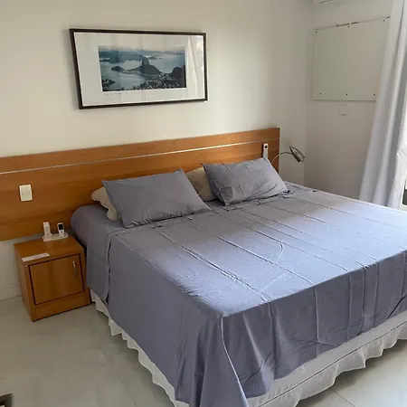 Top Flat Leblon: Oceanview Fitness & Daily Housekeeping-2