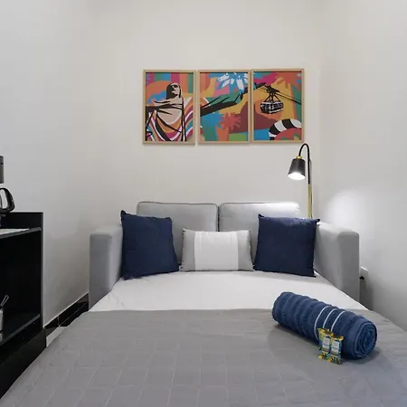Apartamento de 1 dormitorio en Copacabana con vista al mar cerca de la playa-3