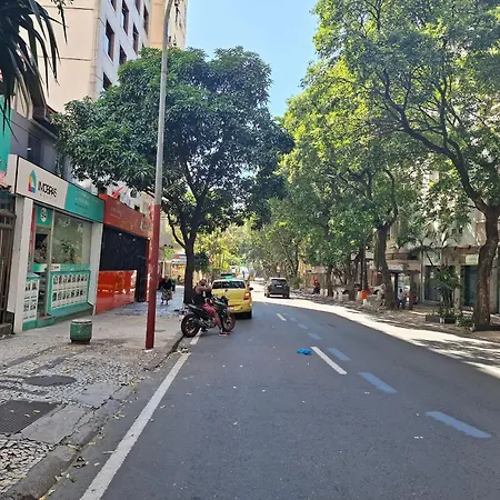 Pousada Fullano _ Entre Copacabana E Ipanema - Suites Privativas Confortaveis!-2