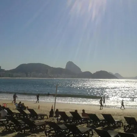 Amplo E Bem Iluminado 4 Suites A 100M Da Praia De Copacabana-2