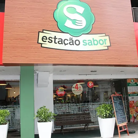 Apartamento com bar Av Copacabana 479 ap 201-2