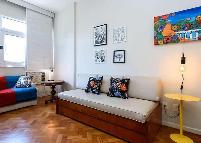 Apartamento Espacoso A 300M Da Praia | Hg 71/904 Rio de Janeiro