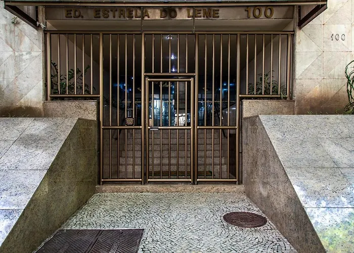 Confortavel E Seguro 2 Quartos Com Varanda No Leme