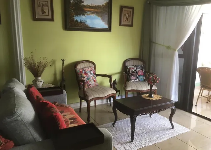 Apartamento Na Quadra Da Praia