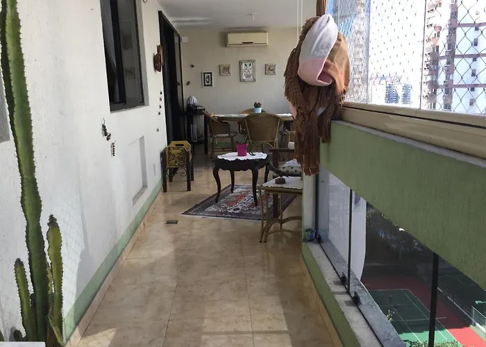 Apartamento Na Quadra Da Praia