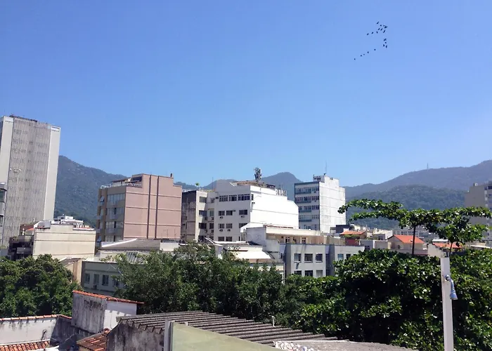 Leblon Central