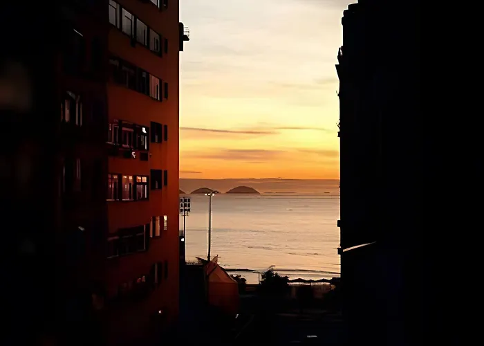 Studio Copacabana entre posto 4 e 5