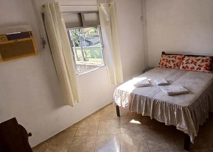 Quarto Em Sepetiba Com Ar Rio de Janeiro
