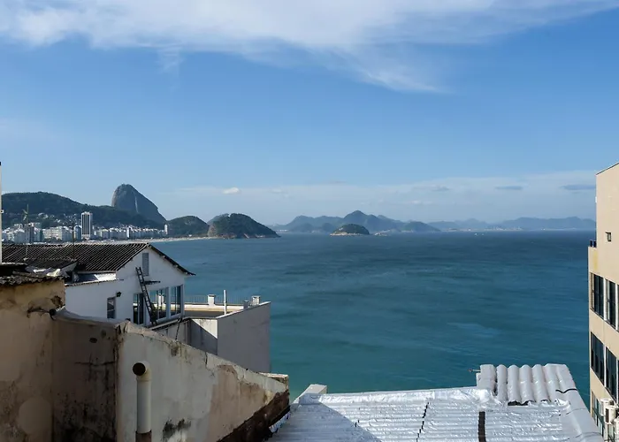 Large Penthouse Arpoador