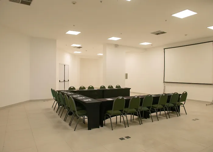 Americas Barra Hotel